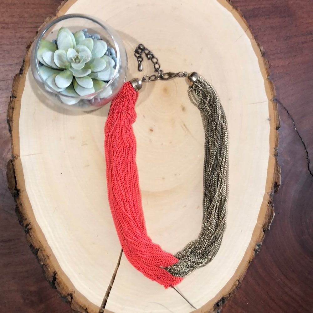 Francesca’s coral and gold chain necklace